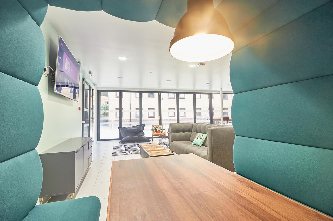 Destiny Student - Meadow Court Lägenhet Edinburg Exteriör bild