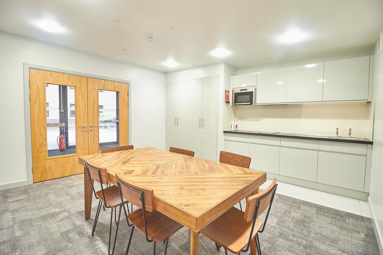Destiny Student - Meadow Court Lägenhet Edinburg Exteriör bild