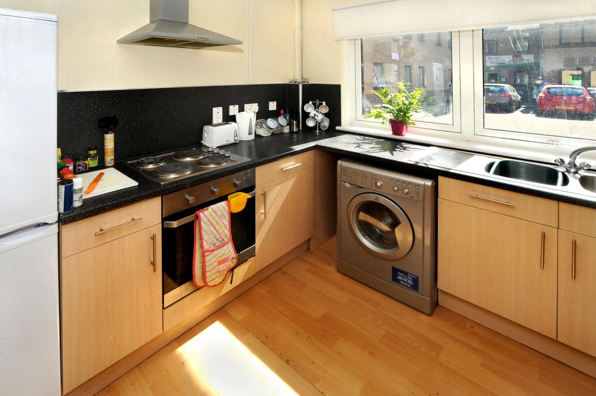 Destiny Student - Meadow Court Lägenhet Edinburg Exteriör bild