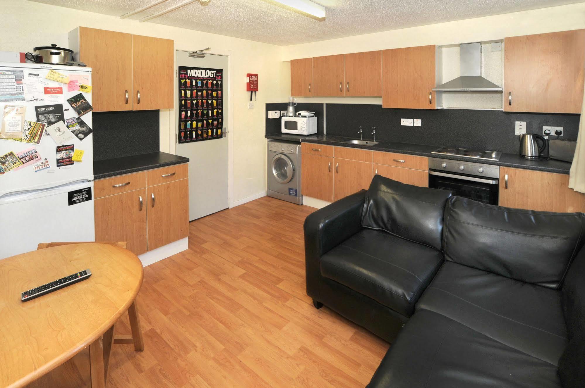 Destiny Student - Meadow Court Lägenhet Edinburg Exteriör bild