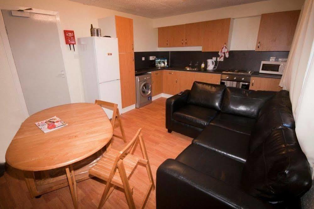 Destiny Student - Meadow Court Lägenhet Edinburg Exteriör bild